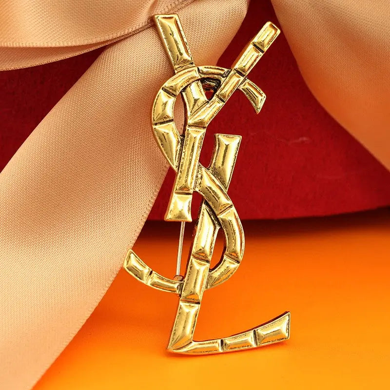 Designer Brooch Pins *NEW*