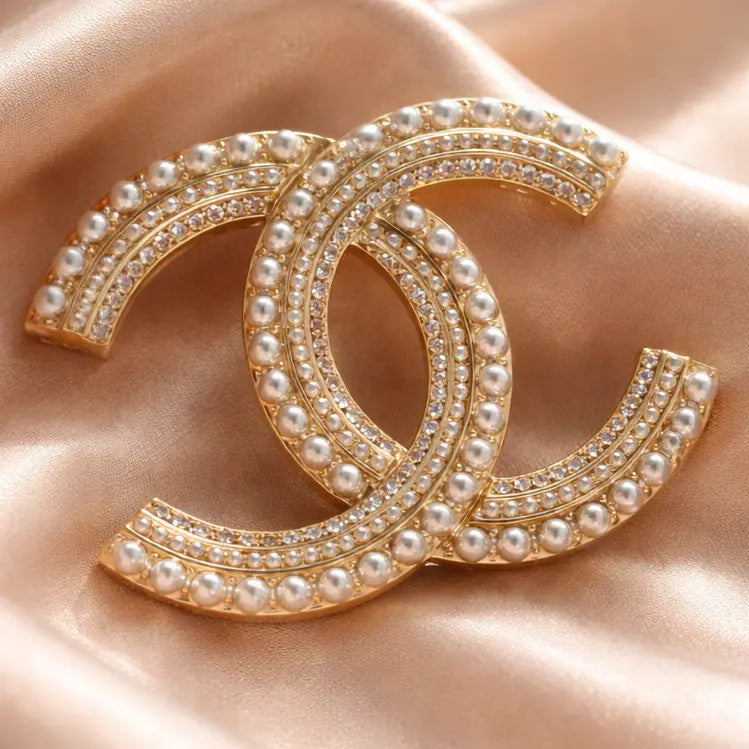 Designer Brooch *NEW*