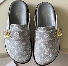 Designer Shoes *NEW*