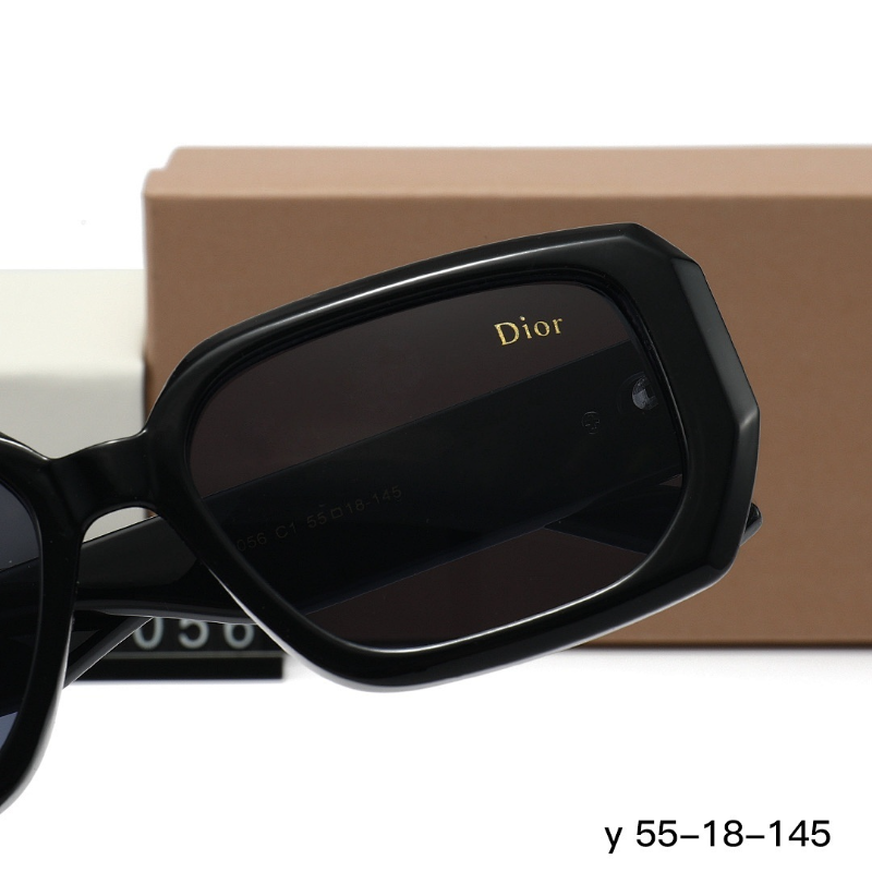 70056 Sunglasses with box
