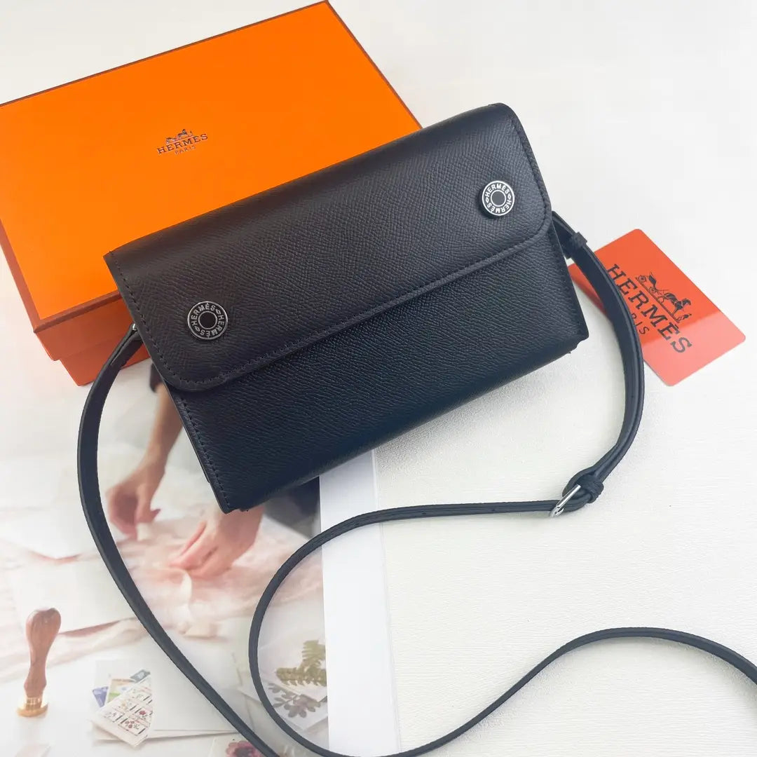 Luxury Hermes Calfskin Leather Crossbody Snap Bag