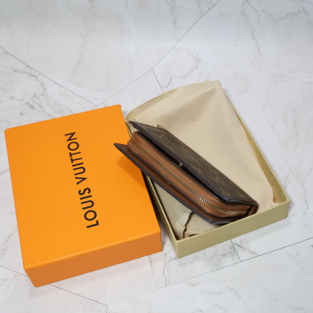 Luxury Louis Vuitton Zippy Organizer Wallet Multifunctional