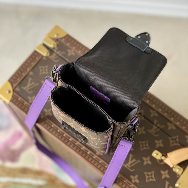 Louis Vuitton Pouch Monogram Canvas