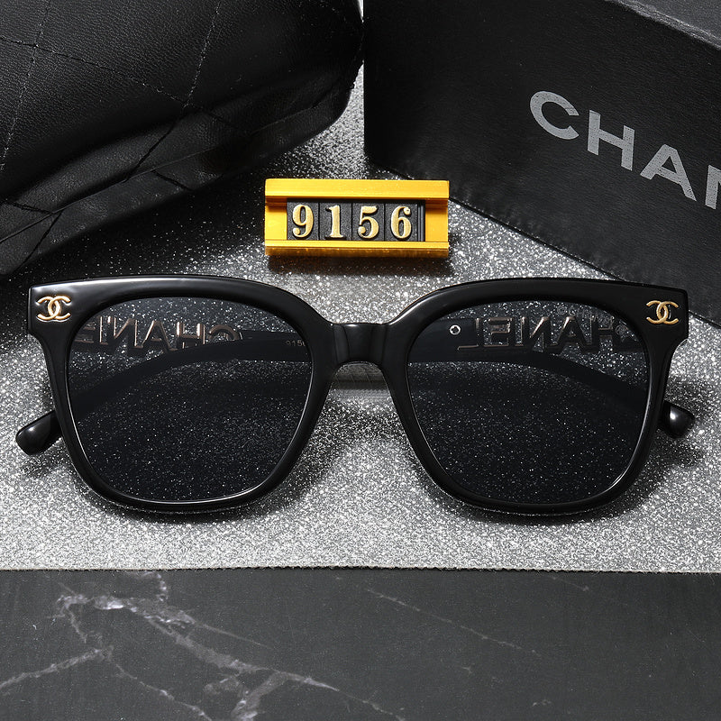 9156  Sunglasses with box